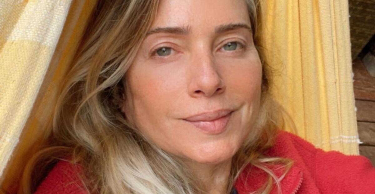 Letícia Spiller relembra gravações de ‘Suave Veneno’, de 1999, e impressiona com beleza