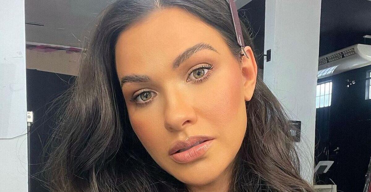 No jatinho de Gusttavo Lima, Andressa Suita esbanja estilo ao lado dos filhos