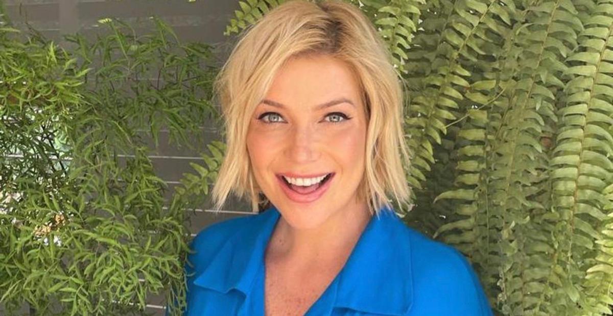 Luiza Possi recebe terceira dose da vacina contra a covid-19: ”Acredite na ciência”