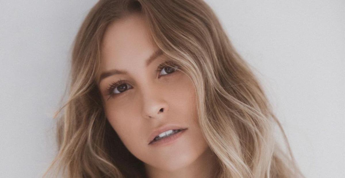Carla Diaz surge deslumbrante ao mostrar detalhes de cantinho do novo apartamento: ”Eu amei”