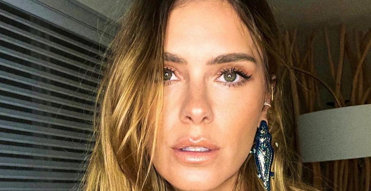 Carolina Dieckmann surge ao lado do roteiro de novo trabalho: ”A mãe ta on”
