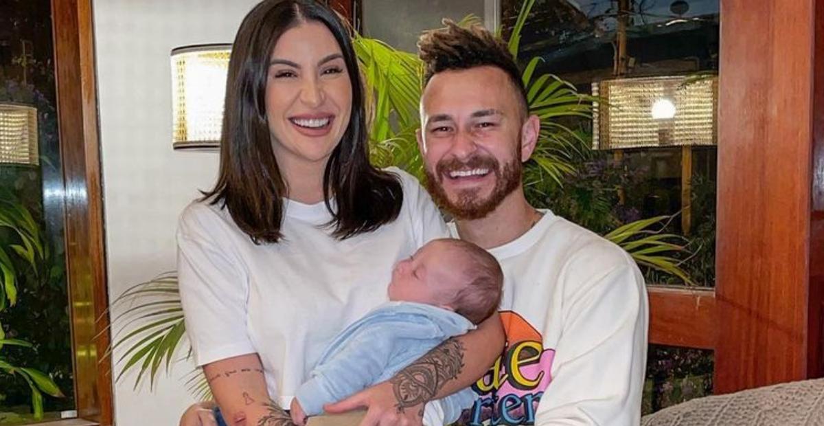 Filho de Fred e Bianca Andrade surge gargalhando em vídeo ao ouvir o pai imitando uma galinha