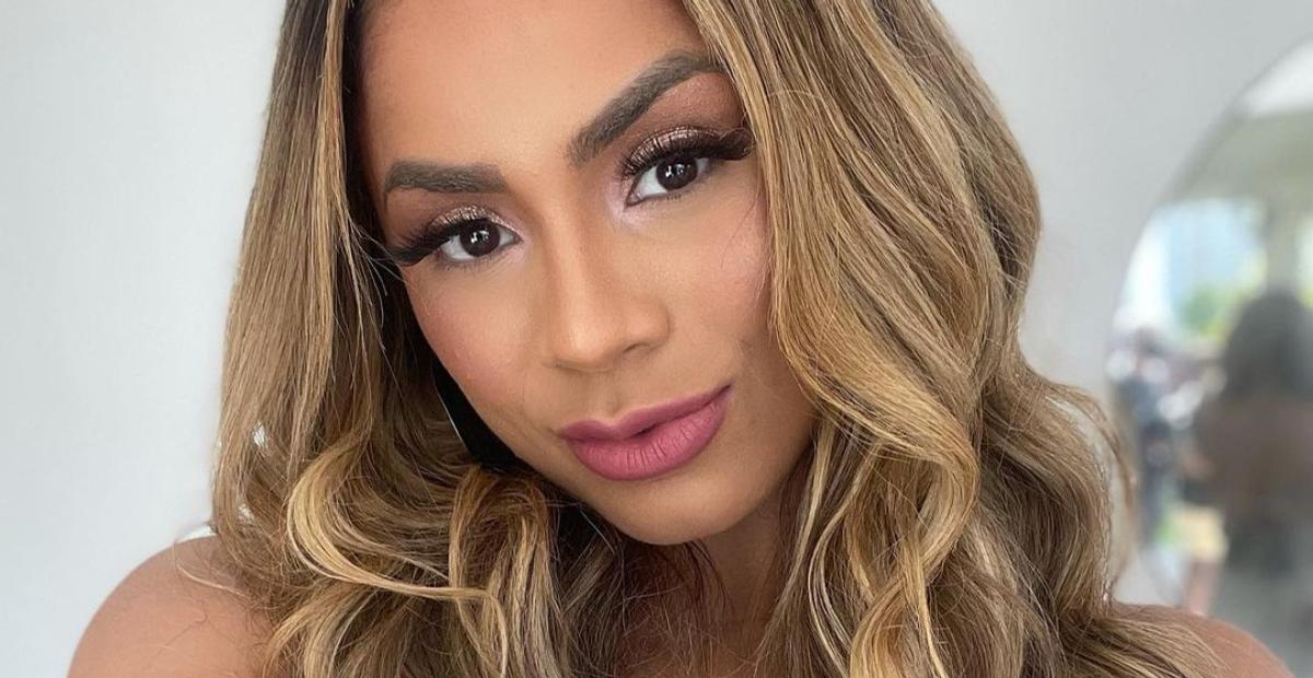 Lexa mostra bastidores do ensaio na Unidos da Tijuca e ganha elogios dos fãs: ”A mais gata”