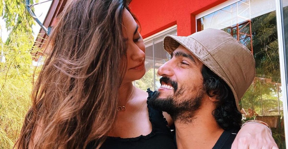 Thaila Ayala comenta semelhança entre Renato Góes e o filho, Francisco: ”Cara dele”