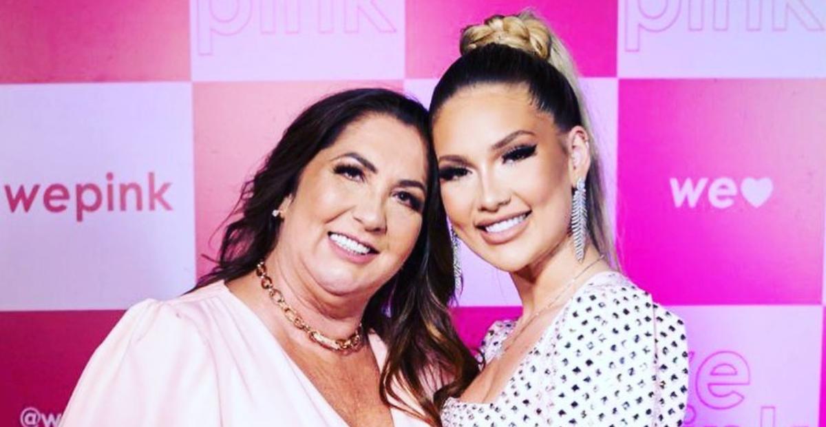 Virginia Fonseca presta homenagem ao celebrar o aniversário de sua mãe: ”Minha inspiração!”