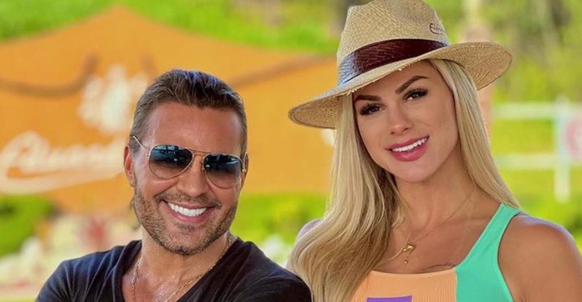 Eduardo Costa posta clique com a namorada e enteado: ”Meus presentes de Deus”