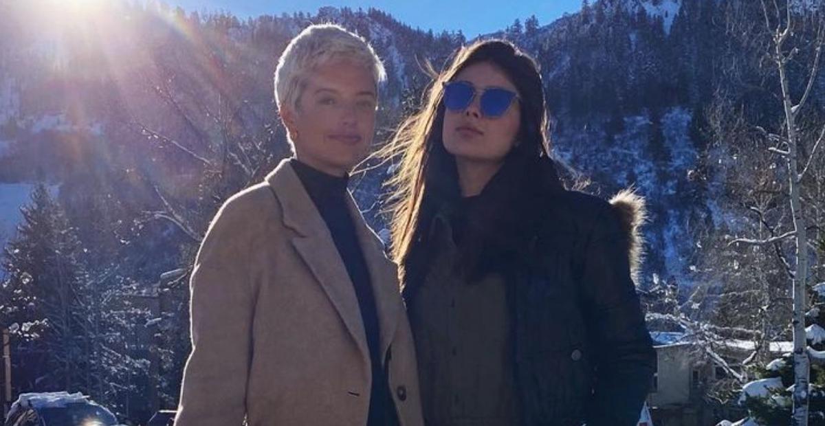Agatha Moreira posta fotos com atriz de ‘Verdades Secretas’ na neve: ”Elsa e Anna tão diferentes”