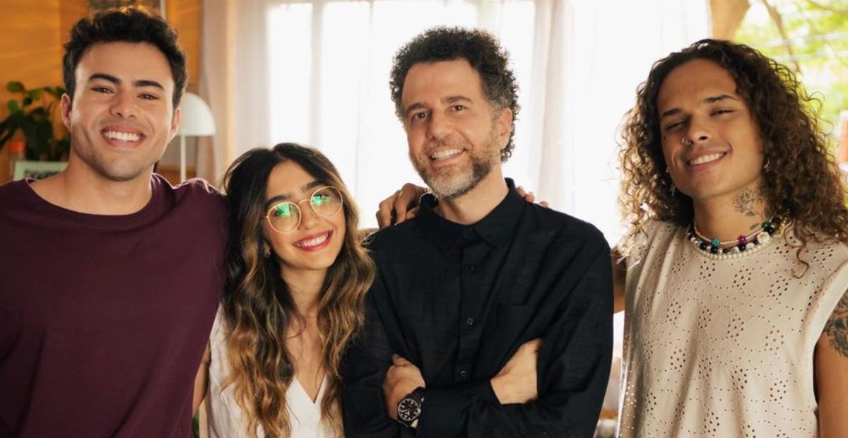 Disney+ anuncia minissérie brasileira protagonizada por Ana Caetano, Vitão e Pedro Calaias