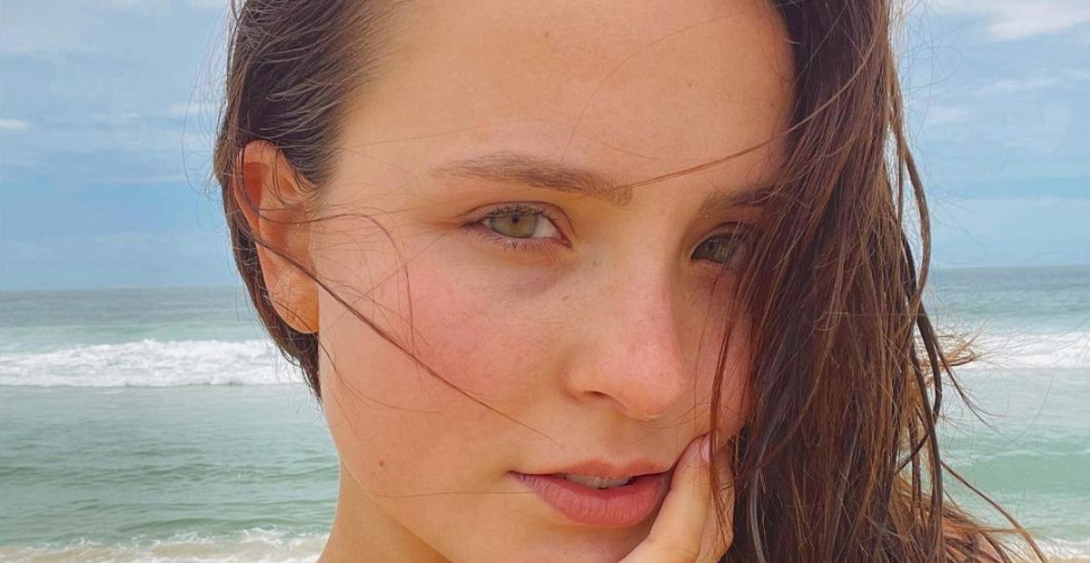 Larissa Manoela arranca elogios ao postar cliques em meio a natureza: ”Maravilhosa!”