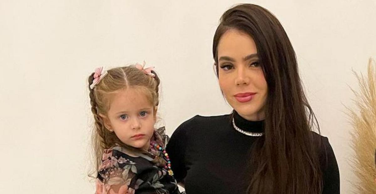 Thaís Vasconcellos celebra o aniversário da caçula, Aurora: ”Minha elfinha geniosa faz 3 anos”