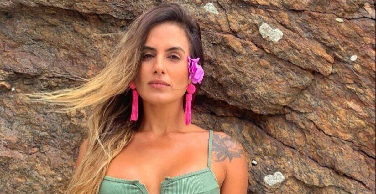 Carol Peixinho surge deslumbrante em casamento da ex-BBB Isabella Cecchi