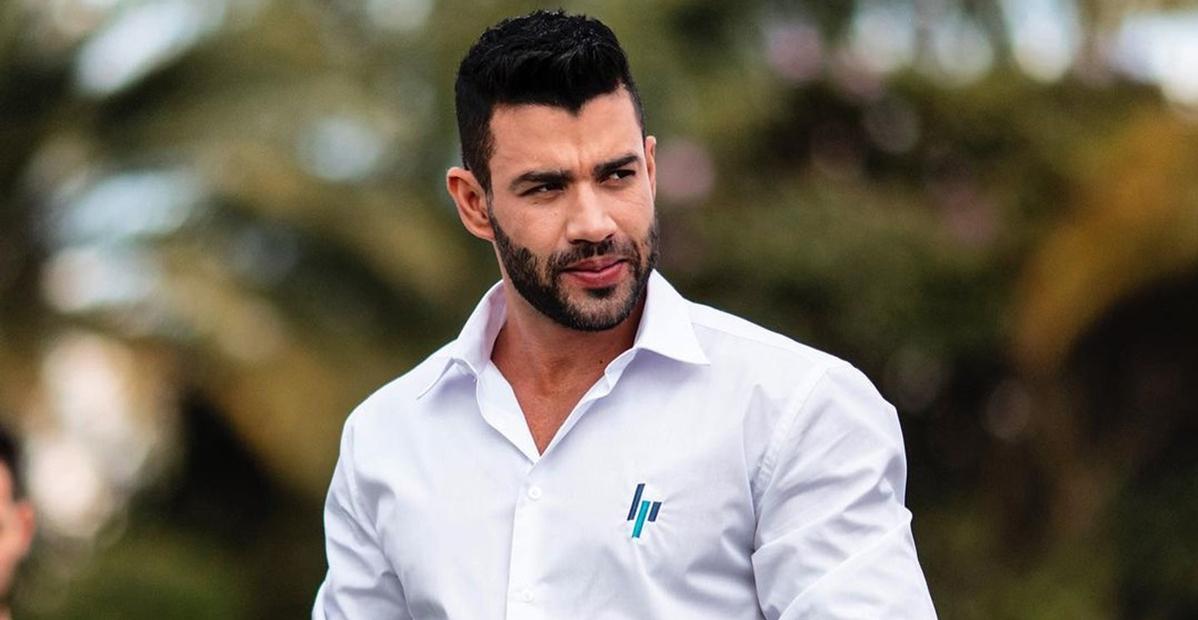 Van da banda do cantor Gusttavo Lima se envolve em acidente e capota em rodovia