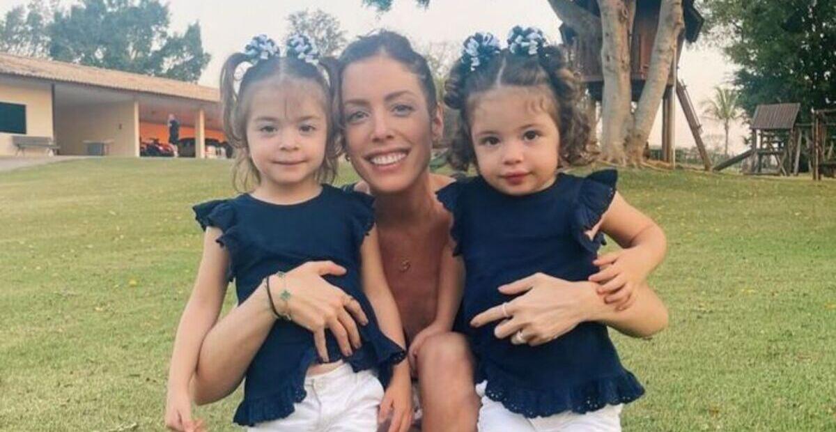 Fabiana Justus publica novos cliques das filhas gêmeas: ”Como o tempo voa!”