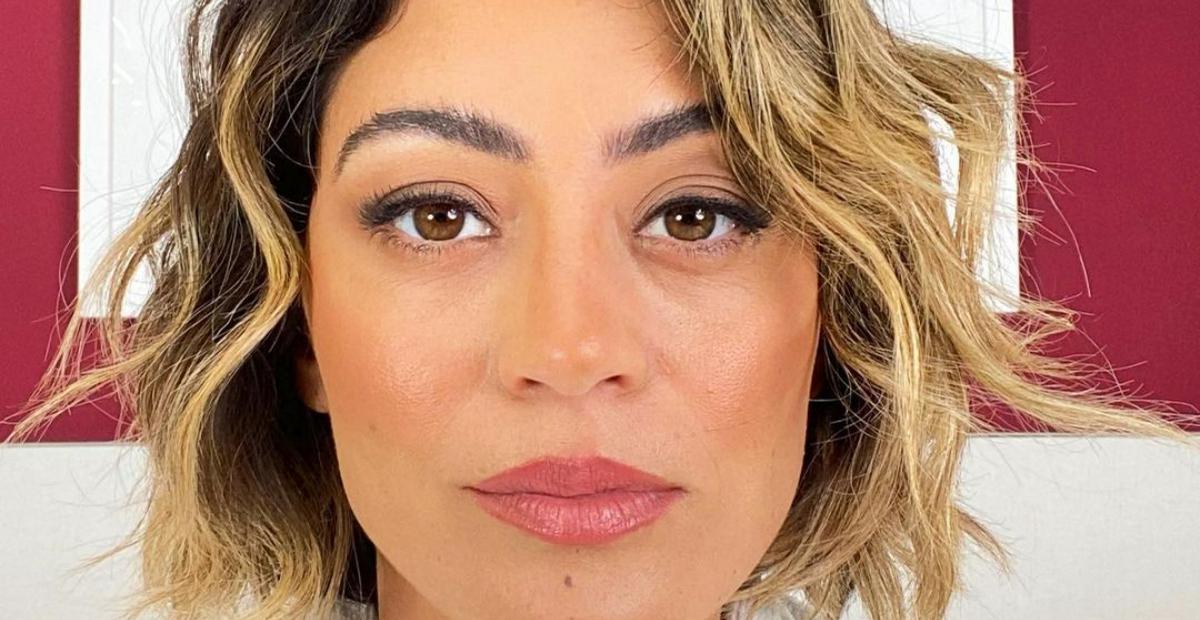 Carol Castro encanta fãs ao exibir bastidores de ‘Insânia’: ”Que show!”