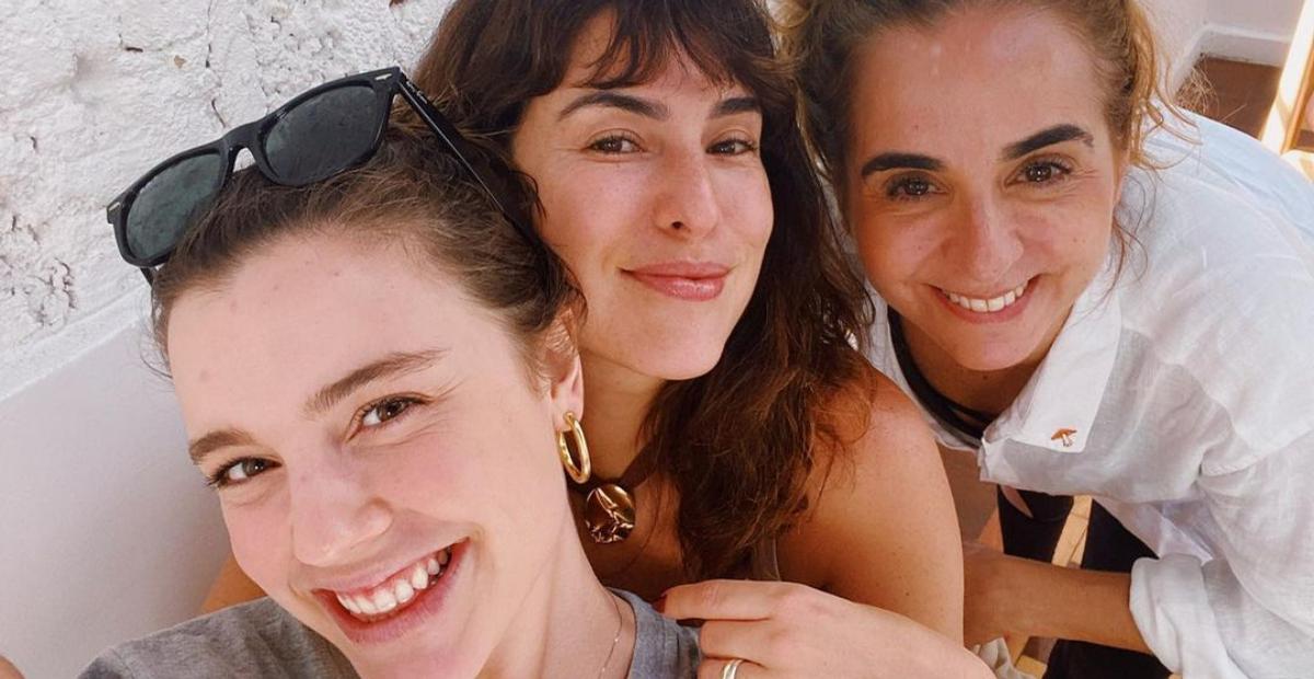 Fernanda Paes Leme posta foto de encontro com Alice Wegmann e Maria White: ”Regando nossa amizade”