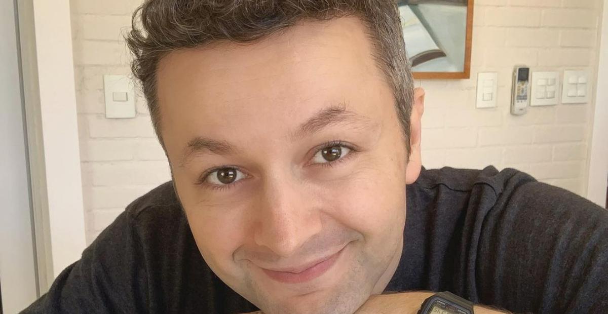 Lucas Lima se diverte ao assistir ‘Homem Aranha’ ao lado do filho: ”Dia de deixar a criança feliz”