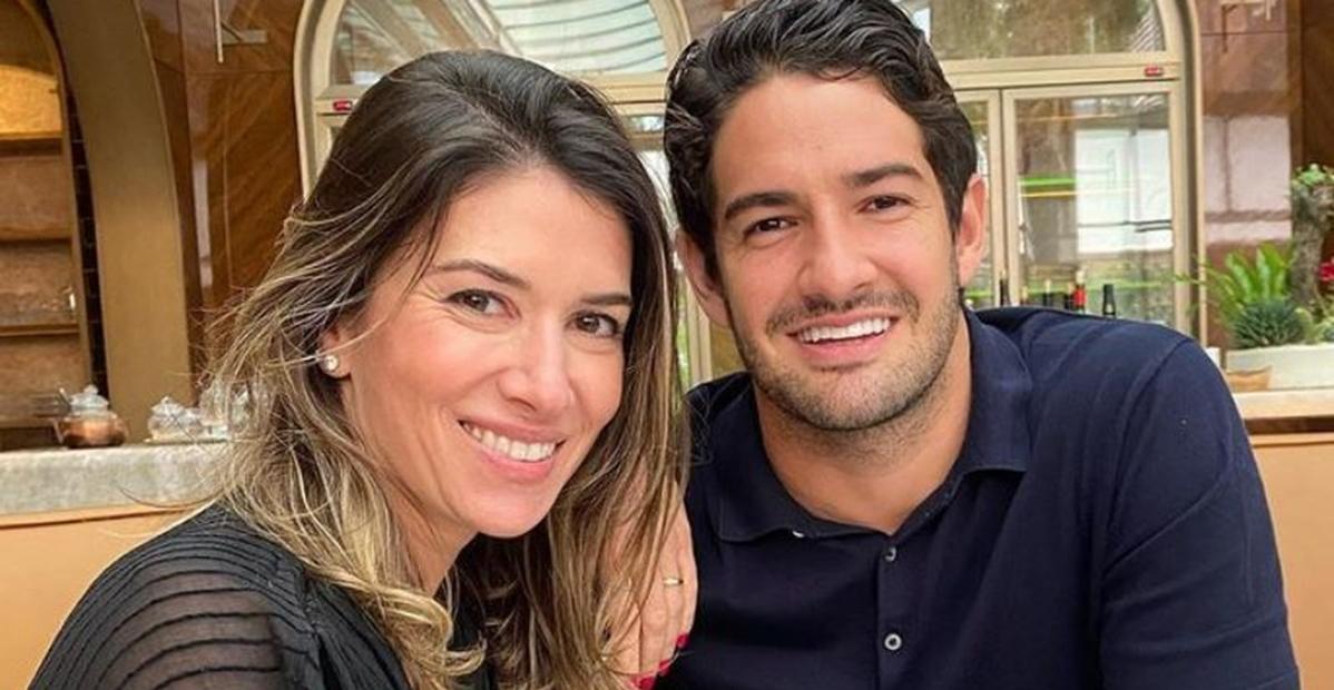 Alexandre Pato comemora aniversário da esposa, Rebeca Abravanel: ”Você é incrível”