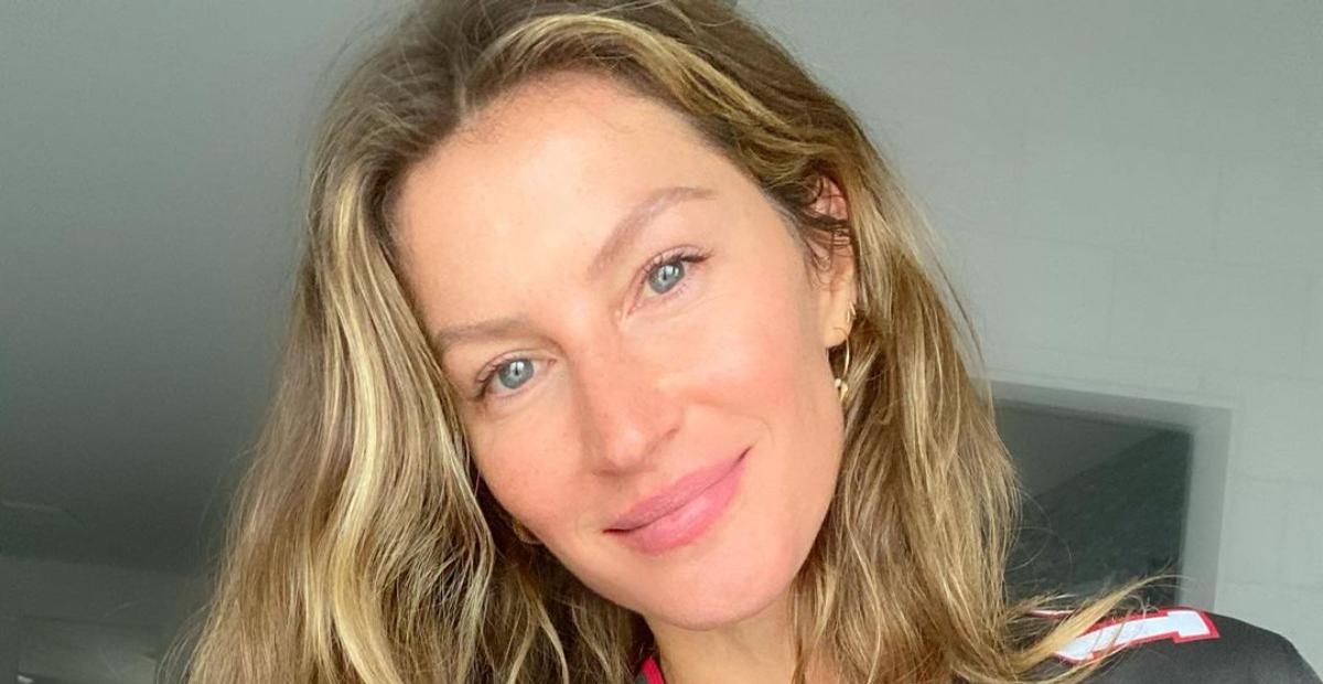 Gisele Bündchen apresenta novos integrantes da família na web e se derrete: ”Eu amo!”