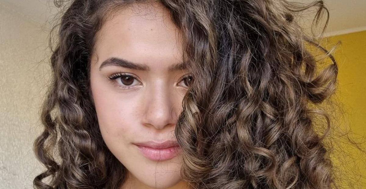 Aos 19 anos, Maisa Silva testa positivo para covid-19