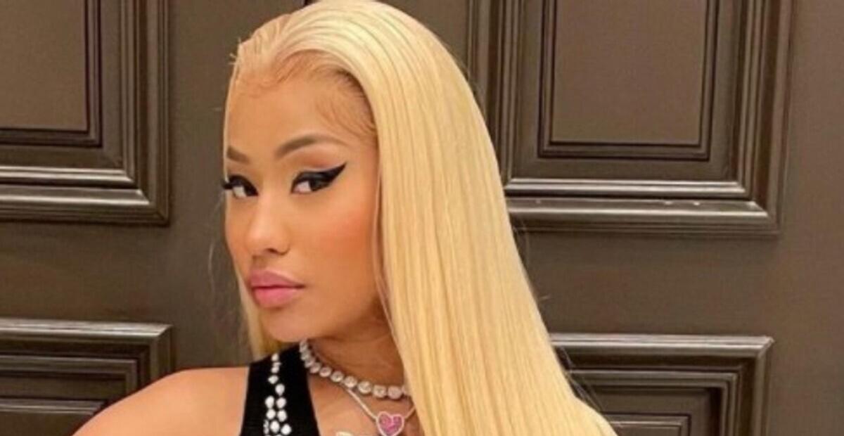 Nicki Minaj posta vídeos do seu filho se divertindo no Natal