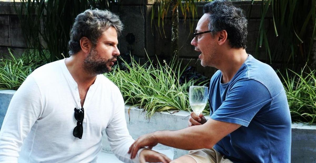 Danton Mello presta homenagem no aniversário do irmão, Selton: ”Minha inspiração”