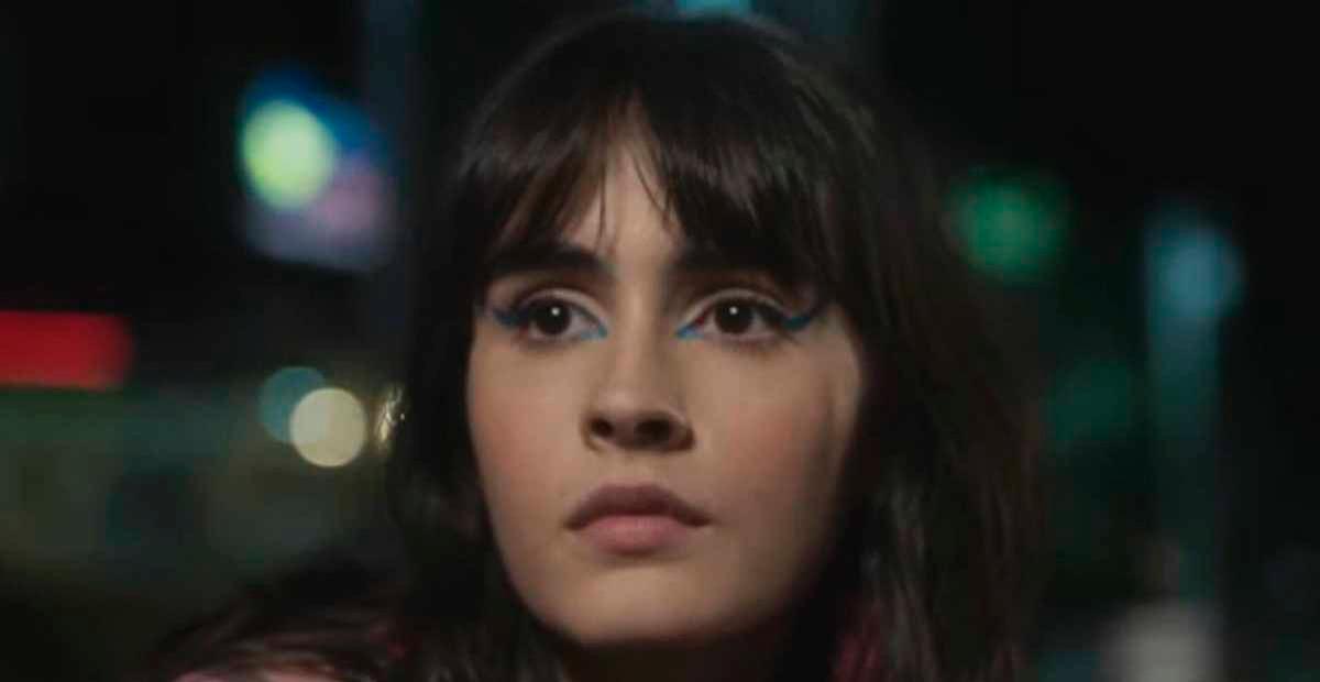 Flávia exagera nos romances e recebe recado da morte em ‘Quanto Mais Vida, Melhor’