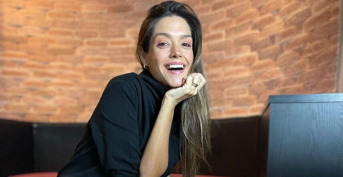 Thais Fersoza faz último tbt da família em 2021 com foto especial