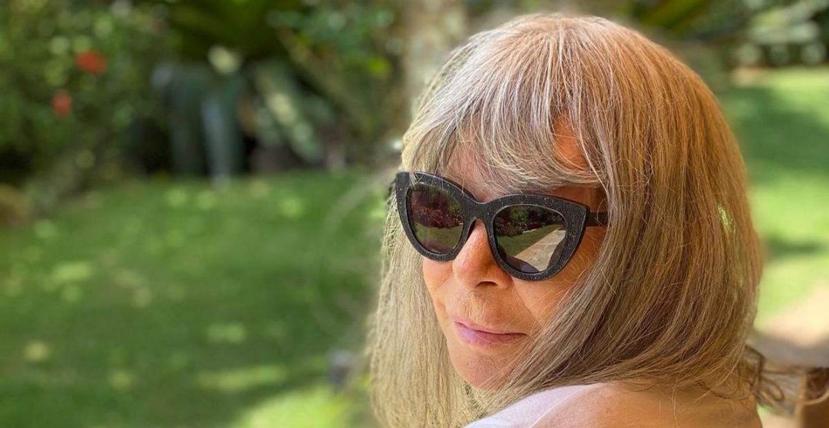 Rita Lee ganha homenagem do marido em aniversário de 74 anos: ”Que ano difícil, meu amor!”