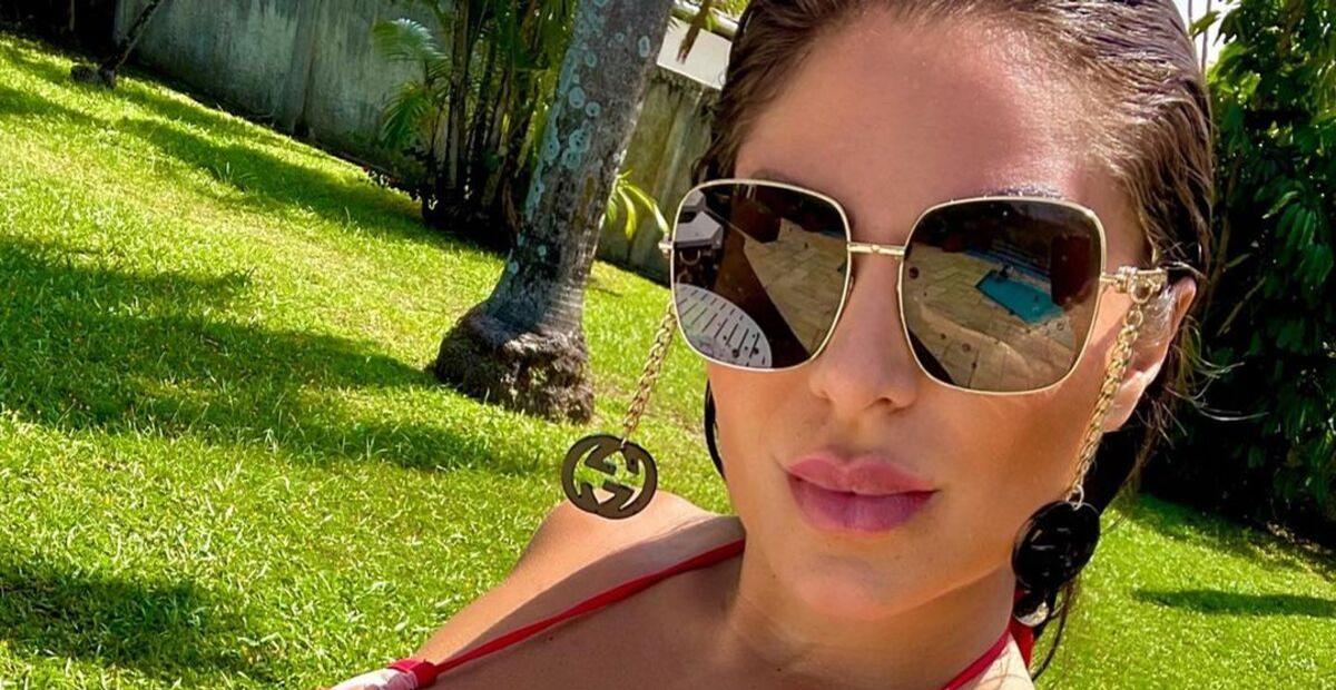 Andressa Ferreira surge deslumbrante com biquíni vermelho: “Perfeita!”