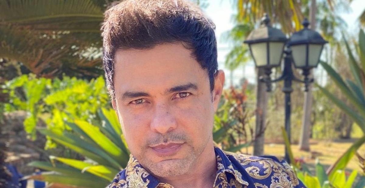 Zezé Di Camargo celebra Ano Novo ao lado das filhas e genros