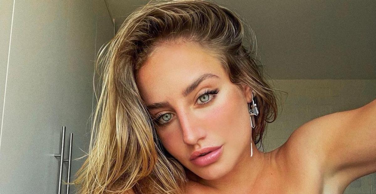 De biquíni, Bruna Griphao rouba a cena ao exibir abdômen trincado: ”O pós-festa da gata”
