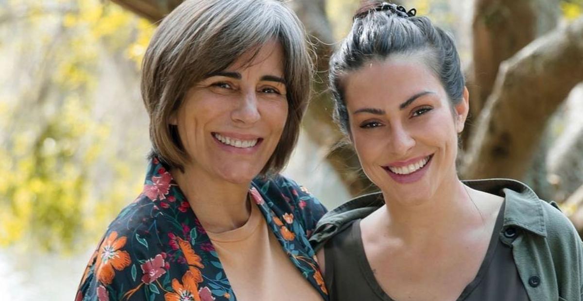 Gloria Pires revela cartaz oficial de seu novo filme com Cleo, ‘Vovó Ninja’