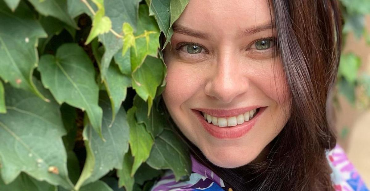 Mari Bridi publica clique ousado nas redes e fala sobre liberdade feminina e autoestima