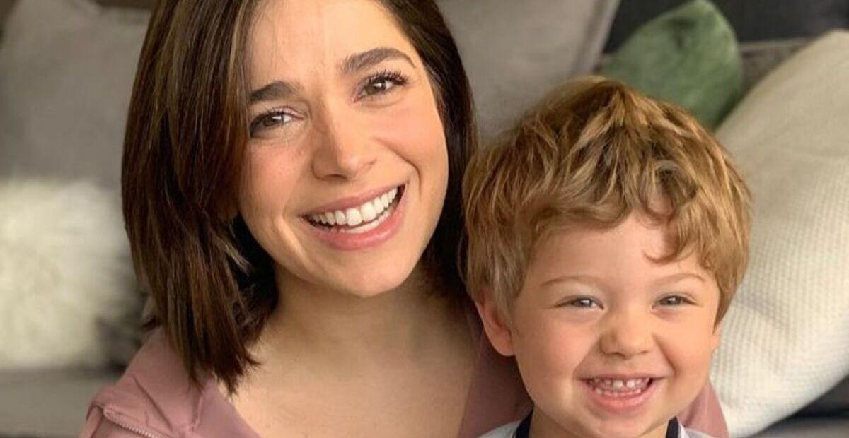 De férias em Alagoas, Sabrina Petraglia faz um belíssimo registro com o filho em piscina