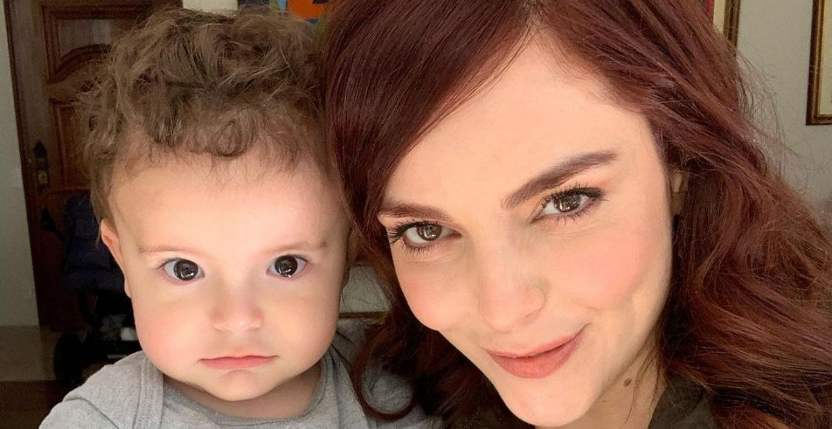 Titi Müller dedica canção antiga para o filho, Benjamin, ao postar clique coladinha nele