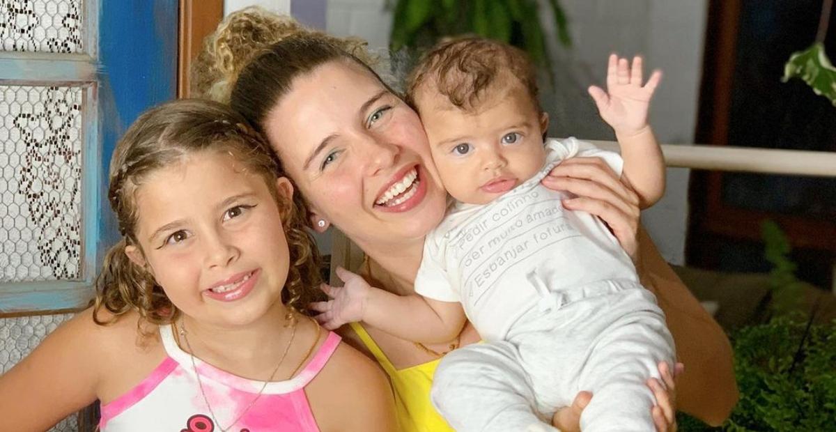 Com festa temática, Debby Lagranha celebra os quatro meses do filho: ”Meu raio de sol”