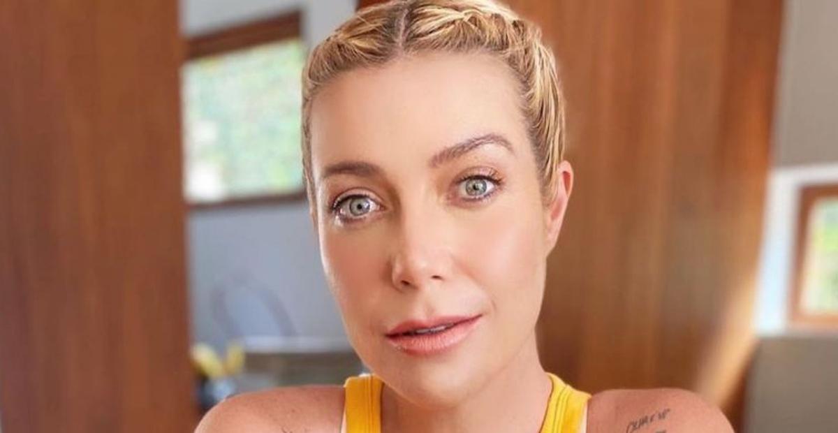 Luiza Possi encanta ao postar foto com a mãe e os filhos: ”Grudadinhos”