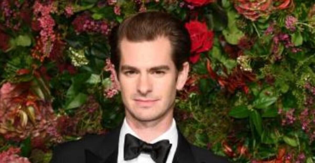Andrew Garfield revela que não foi escalado para atuar em filme por não ser bonito o suficiente