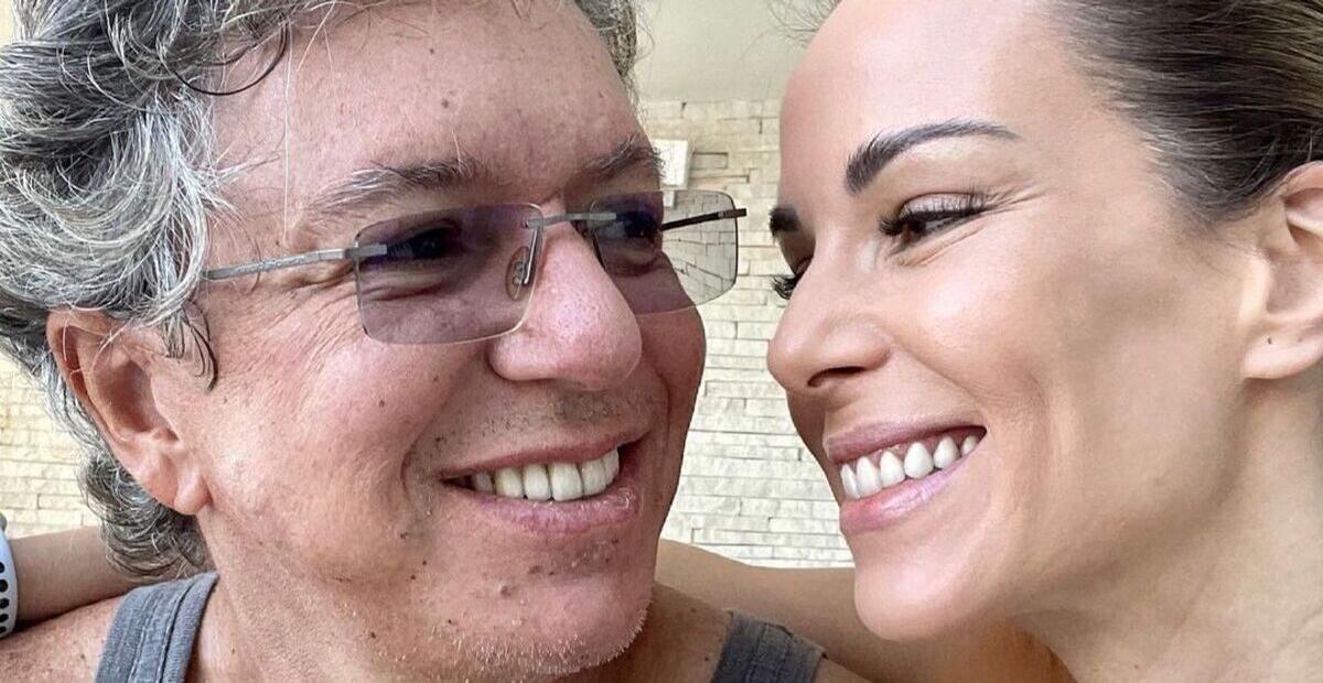 Com vista de sua cobertura, Ana Furtado faz fotos românticas ao lado de Boninho