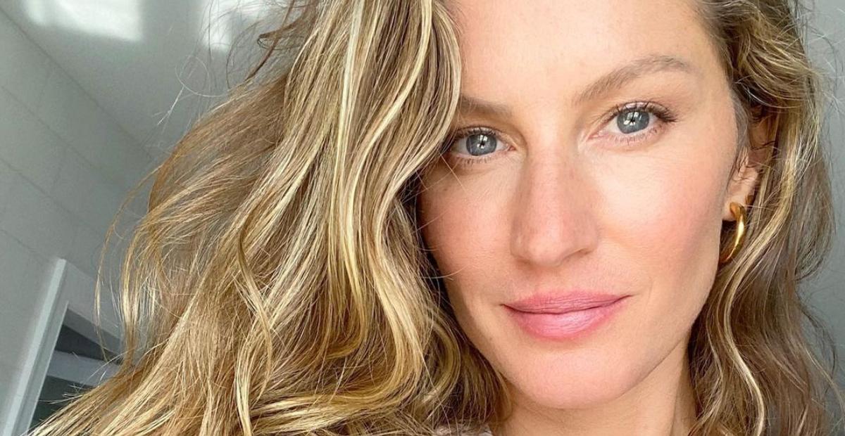 Gisele Bündchen posta clique incentivando a leitura e coleciona elogios: ”Belíssima”