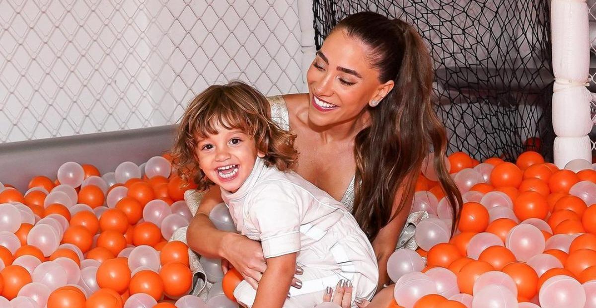 Romana Novais faz linda declaração para filho, Ravi: ”Me motiva a ser uma pessoa melhor”