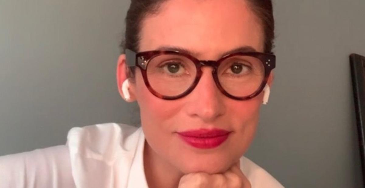 Com covid-19, Renata Vasconcellos fala sobre estado de saúde e agradece mensagens de carinho dos fãs