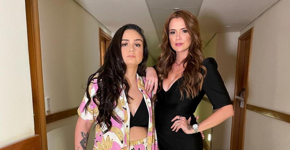 Marcela Mc Gowan e Luiza curtem momento romântico em Caraíva: ”A(mar)”