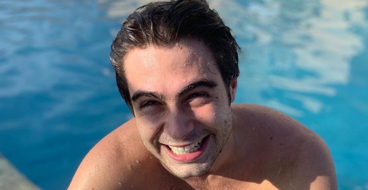 De sunga, Rafael Vitti ganha comentário de Tata Werneck e fãs comparam com o pai, João Vitti