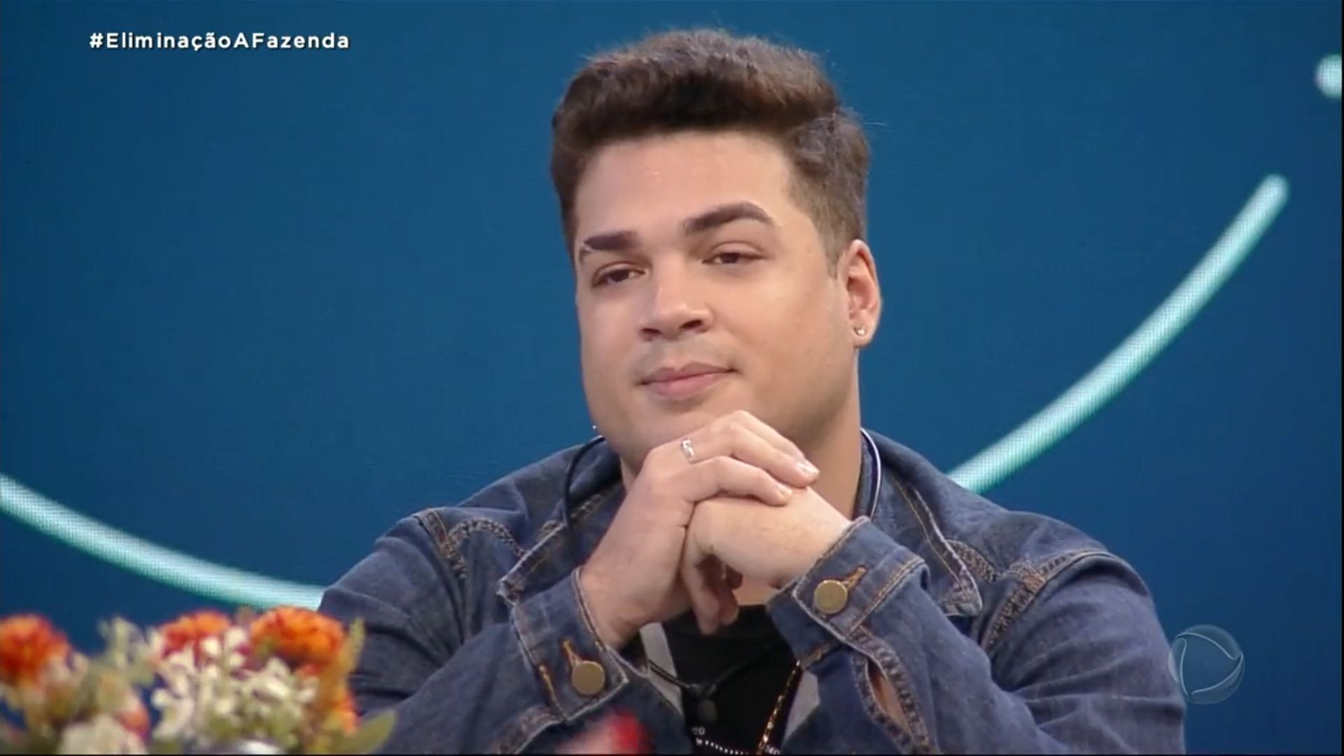 A Fazenda 14: Lucas decide desistir da gravação de roupa suja após escutar críticas de Deborah