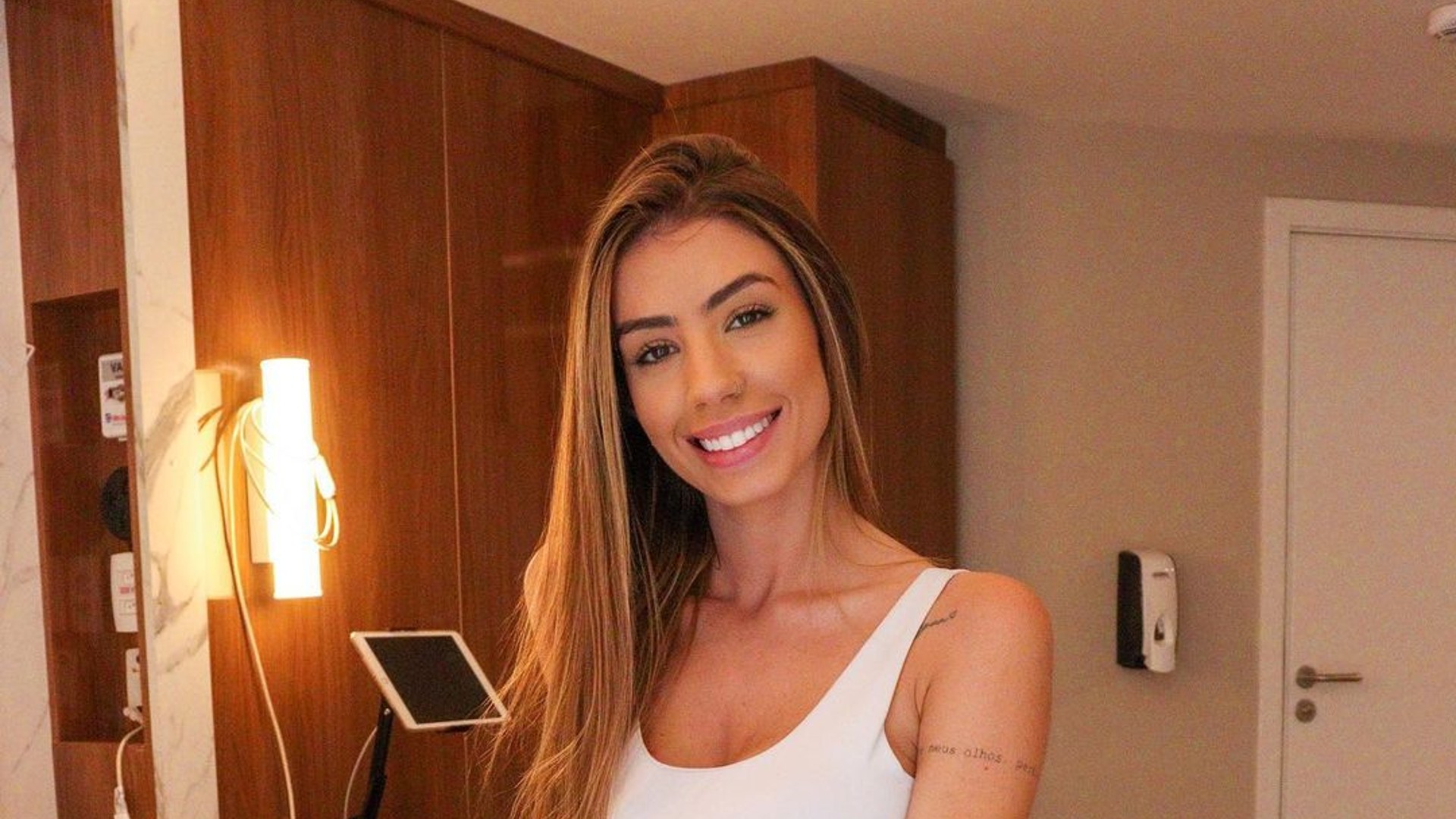 Ex de Whindersson, Maria Lina revela resultado de plástica nos seios