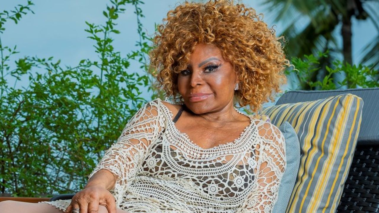 Ícone da música popular brasileira: Os 92 anos de Elza Soares