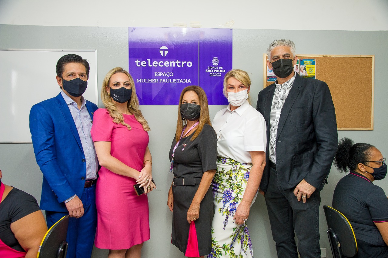 Casa da Mulher Paulistana inaugura telecentro